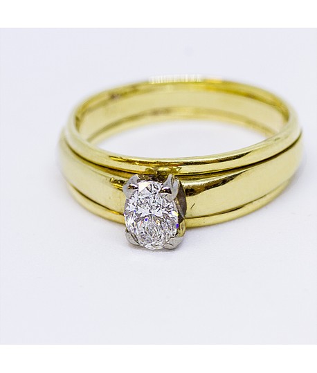 Diamond Gold and Platinum Engagement Ring